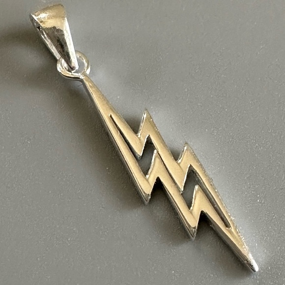 Sterling Silver Edgy Thunderbolt Pendant - Picture 4 of 7